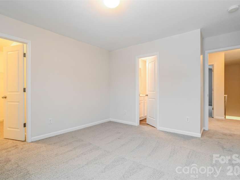 3012 Sweet Apple Drive, Dallas, NC 28034.  MLS# CAR4342730, YatesRealty ID 12956. 