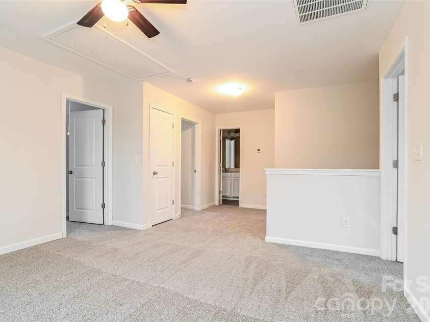 3012 Sweet Apple Drive, Dallas, NC 28034.  MLS# CAR4342730, YatesRealty ID 12956. 