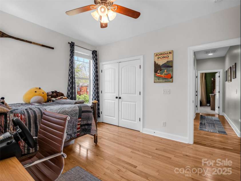 16 Lily Hill Road, Swannanoa, NC 28778.  MLS# CAR4243155, YatesRealty ID 12957. 