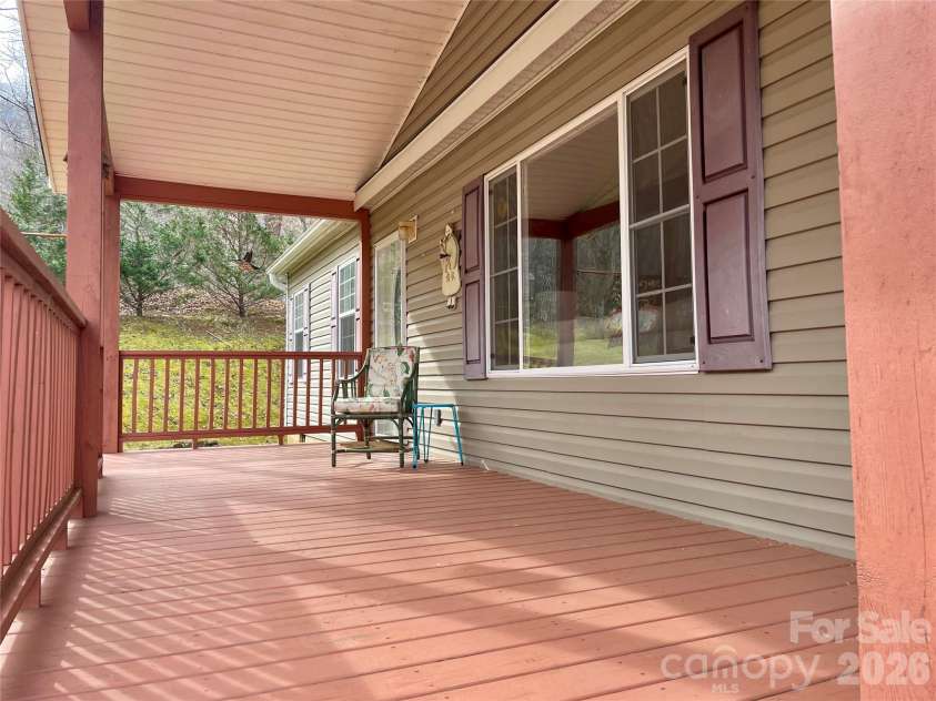 23 Mahan Lane, Waynesville, NC 28786.  MLS# CAR4335117, YatesRealty ID 12957. 