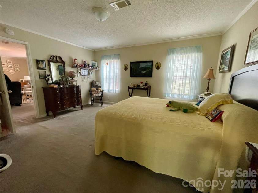 23 Mahan Lane, Waynesville, NC 28786.  MLS# CAR4335117, YatesRealty ID 12957. 