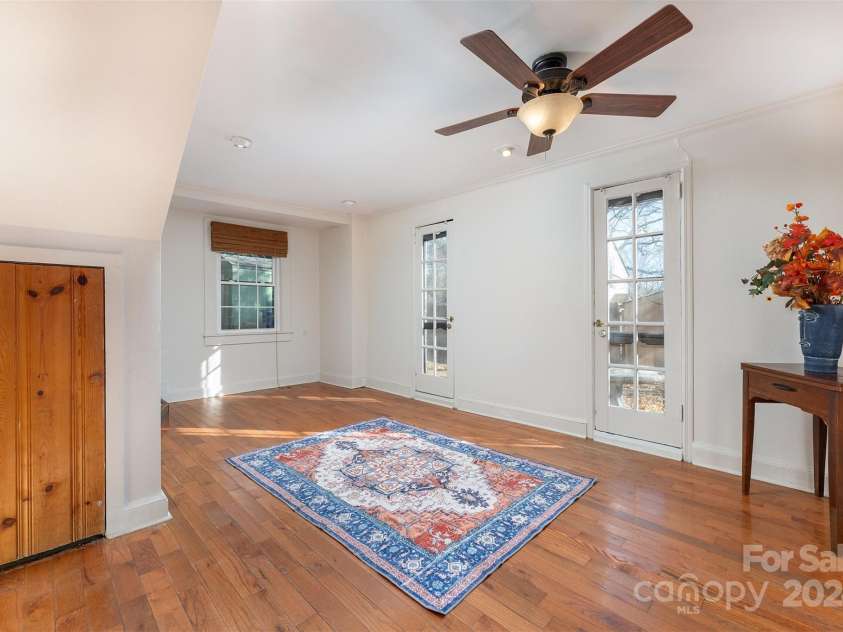 103 & 105 Pine Street, Black Mountain, NC 28711.  MLS# CAR4205366, YatesRealty ID 12958. 