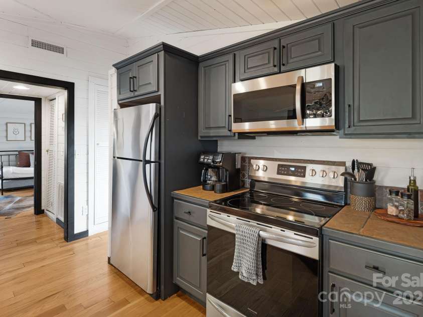 232 Copper Springs Drive, Boone, NC 28607.  MLS# CAR4206010, YatesRealty ID 12961. 