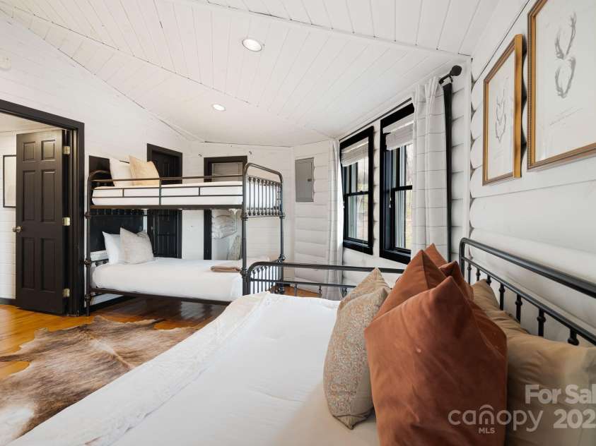 232 Copper Springs Drive, Boone, NC 28607.  MLS# CAR4206010, YatesRealty ID 12961. 