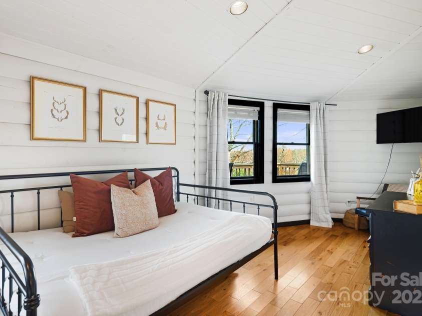 232 Copper Springs Drive, Boone, NC 28607.  MLS# CAR4206010, YatesRealty ID 12961. 