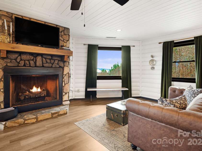 232 Copper Springs Drive, Boone, NC 28607.  MLS# CAR4206010, YatesRealty ID 12961. 