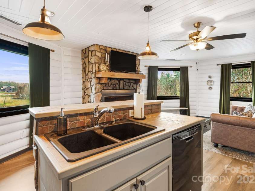 232 Copper Springs Drive, Boone, NC 28607.  MLS# CAR4206010, YatesRealty ID 12961. 