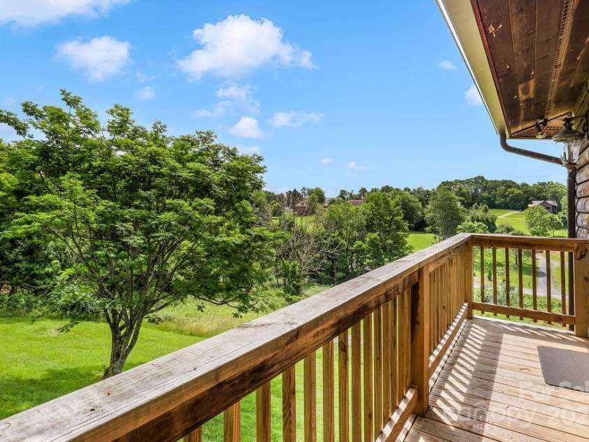 232 Copper Springs Drive, Boone, NC 28607.  MLS# CAR4206010, YatesRealty ID 12961. 