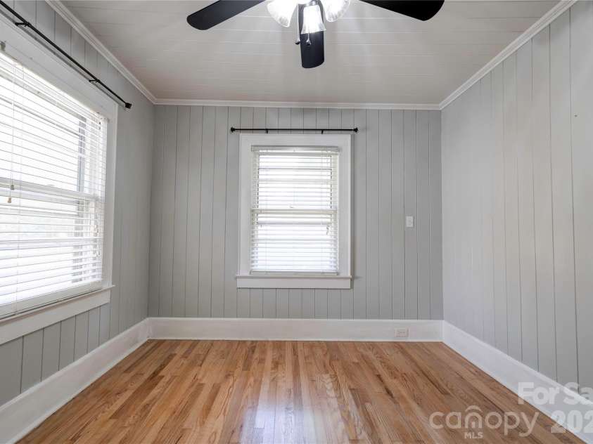 511 Sumter Street, Shelby, NC 28150.  MLS# CAR4371076, YatesRealty ID 12961. 