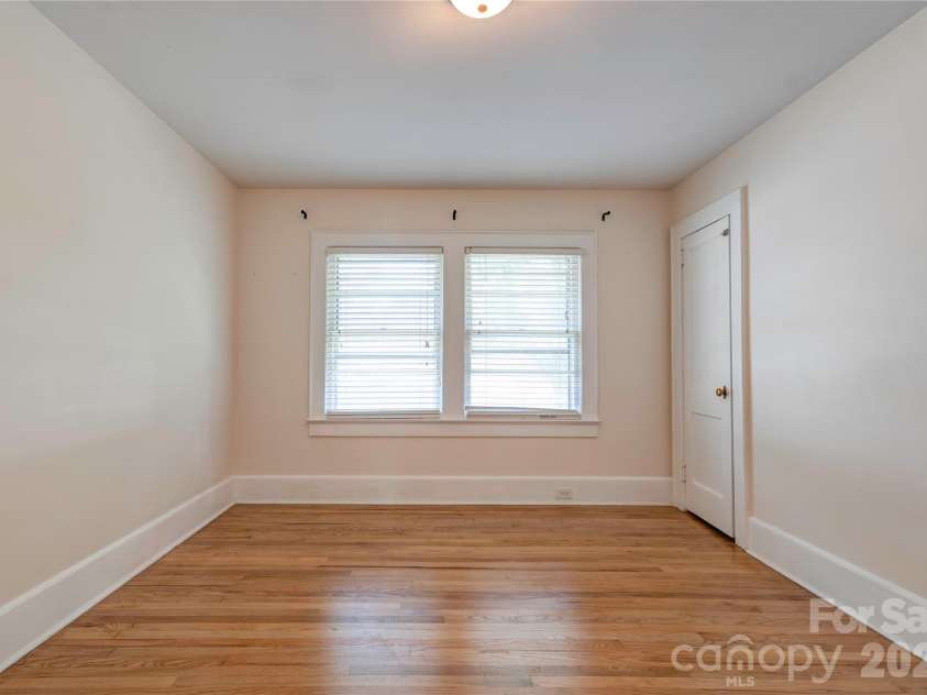 511 Sumter Street, Shelby, NC 28150.  MLS# CAR4371076, YatesRealty ID 12961. 