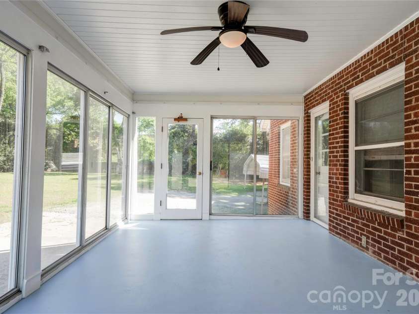 511 Sumter Street, Shelby, NC 28150.  MLS# CAR4371076, YatesRealty ID 12961. 