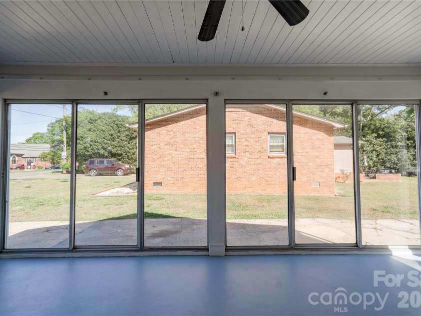511 Sumter Street, Shelby, NC 28150.  MLS# CAR4371076, YatesRealty ID 12961. 