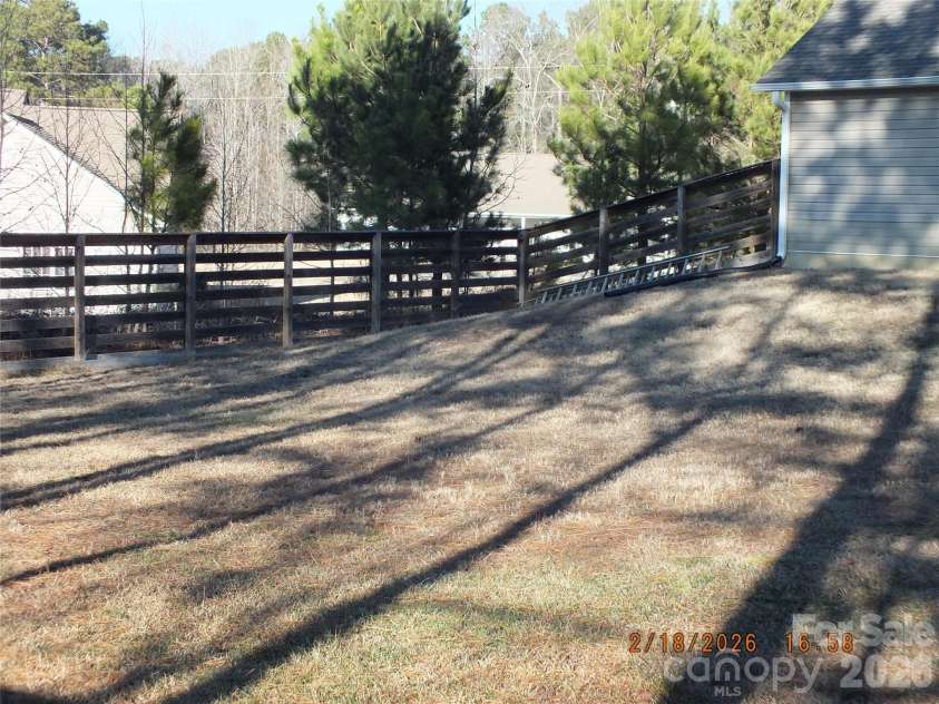 5114 Sedgefield Drive, Lancaster, SC 29720.  MLS# CAR4338012, YatesRealty ID 12962. 