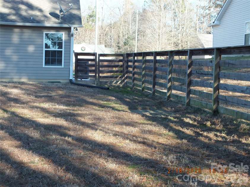 5114 Sedgefield Drive, Lancaster, SC 29720.  MLS# CAR4338012, YatesRealty ID 12962. 