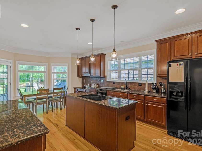 11224 Warfield Avenue, Huntersville, NC 28078.  MLS# CAR4253591, YatesRealty ID 12963. 