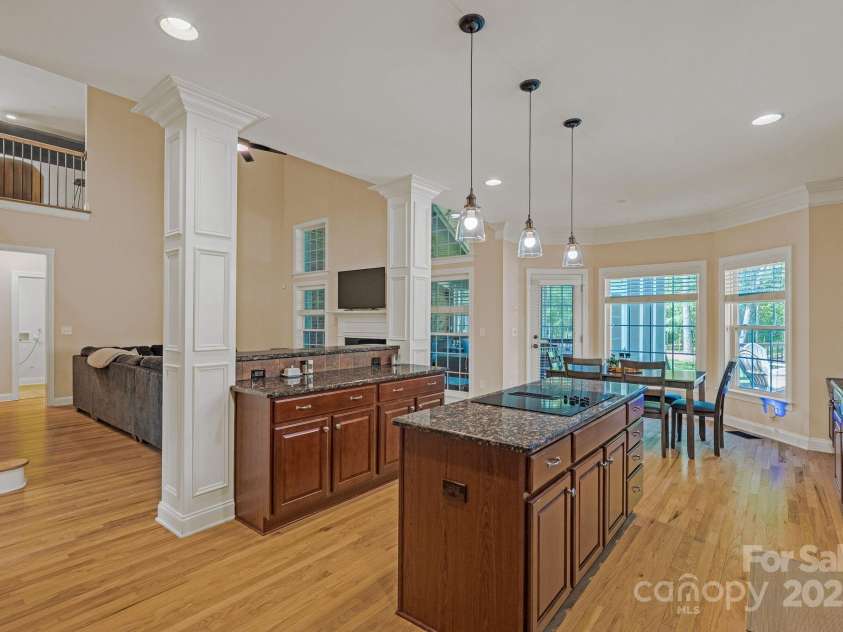 11224 Warfield Avenue, Huntersville, NC 28078.  MLS# CAR4253591, YatesRealty ID 12963. 