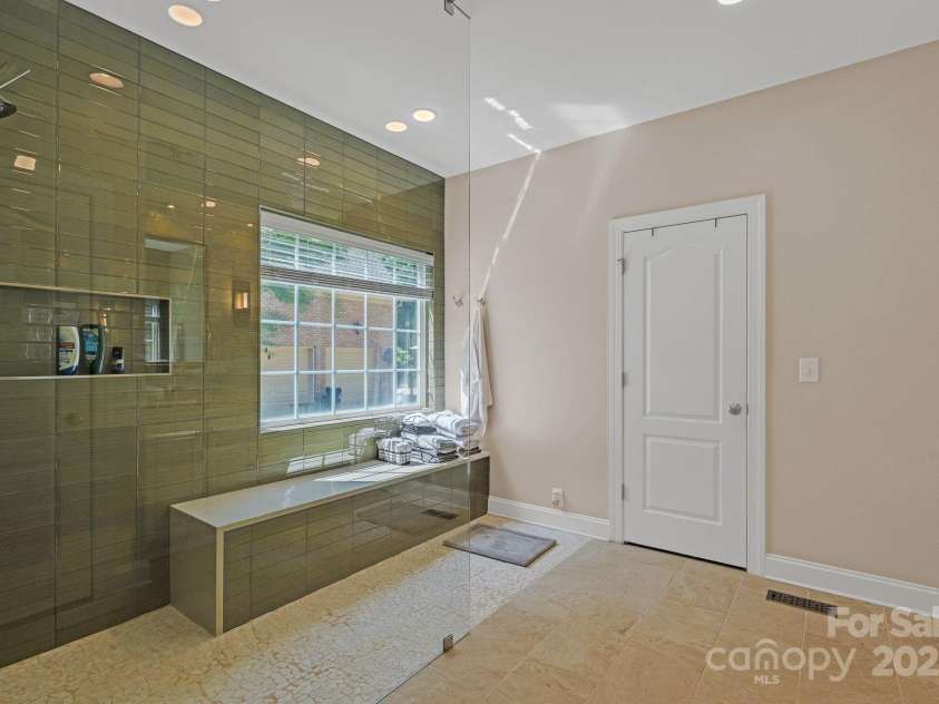 11224 Warfield Avenue, Huntersville, NC 28078.  MLS# CAR4253591, YatesRealty ID 12963. 