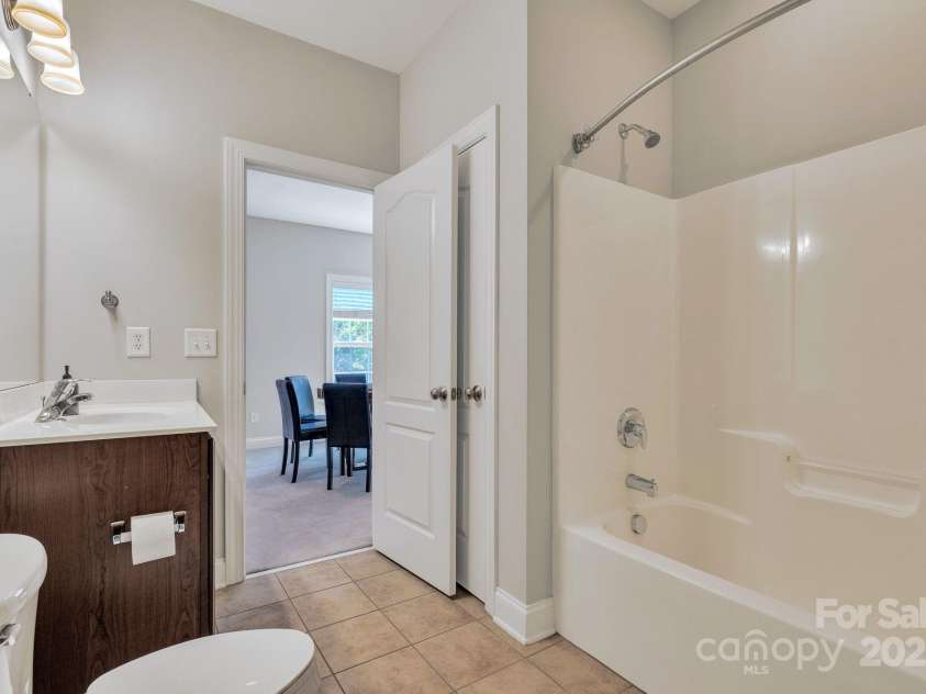 11224 Warfield Avenue, Huntersville, NC 28078.  MLS# CAR4253591, YatesRealty ID 12963. 