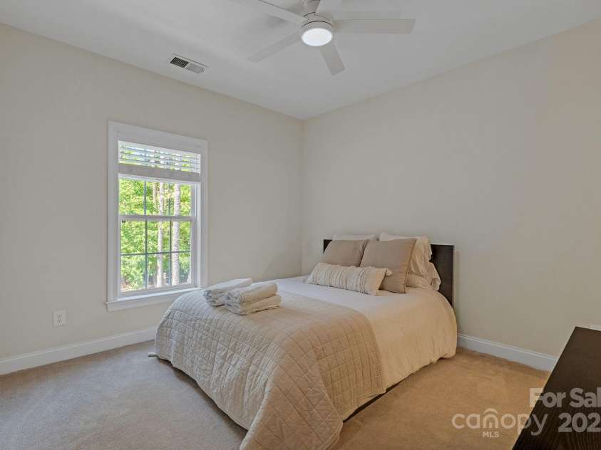 11224 Warfield Avenue, Huntersville, NC 28078.  MLS# CAR4253591, YatesRealty ID 12963. 