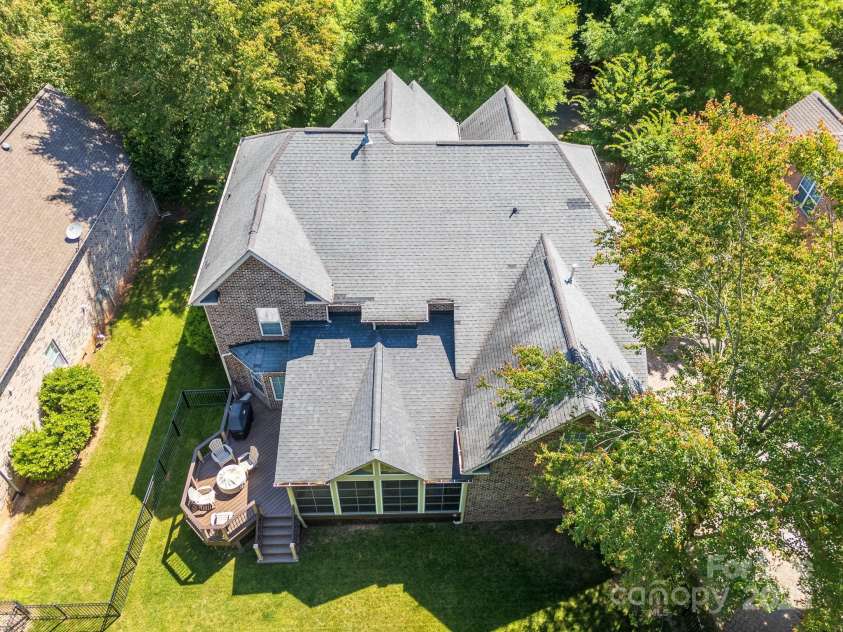 11224 Warfield Avenue, Huntersville, NC 28078.  MLS# CAR4253591, YatesRealty ID 12963. 
