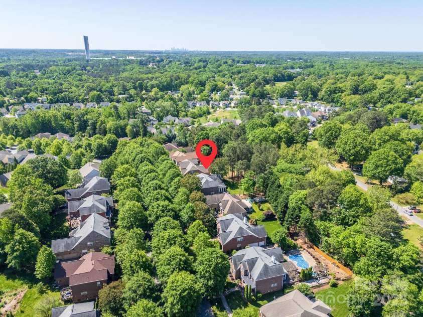 11224 Warfield Avenue, Huntersville, NC 28078.  MLS# CAR4253591, YatesRealty ID 12963. 