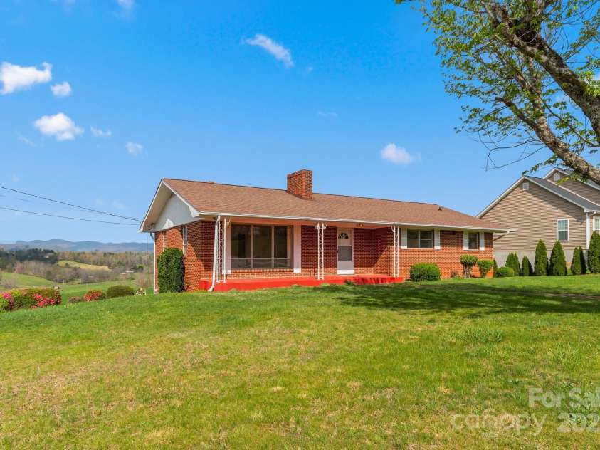 596 Old NC 20 Highway, Alexander, NC 28701.  MLS# CAR4247723, YatesRealty ID 12964. 