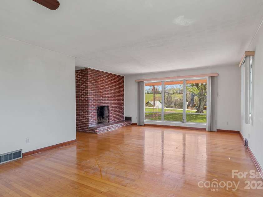596 Old NC 20 Highway, Alexander, NC 28701.  MLS# CAR4247723, YatesRealty ID 12964. 