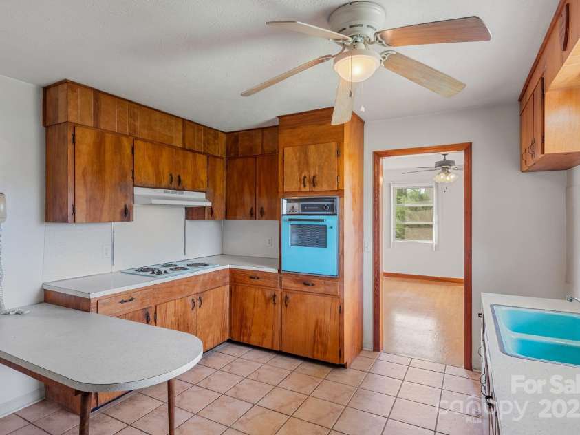 596 Old NC 20 Highway, Alexander, NC 28701.  MLS# CAR4247723, YatesRealty ID 12964. 