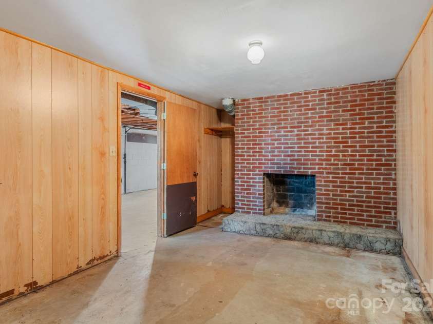 596 Old NC 20 Highway, Alexander, NC 28701.  MLS# CAR4247723, YatesRealty ID 12964. 