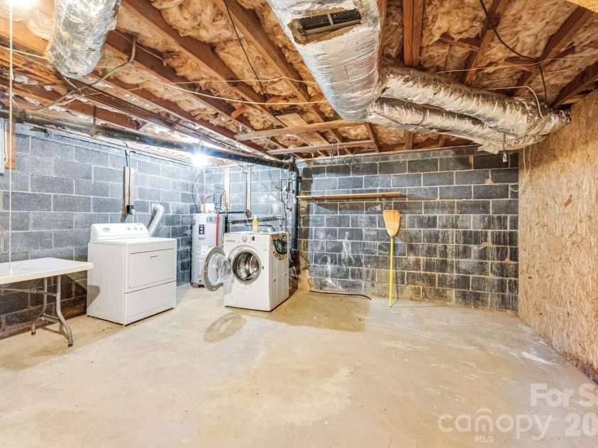 8 Pershing Road, Asheville, NC 28805.  MLS# CAR4364991, YatesRealty ID 12964. Laundry Area in Basement