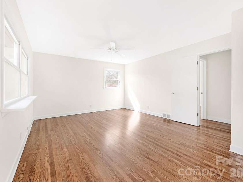 8 Pershing Road, Asheville, NC 28805.  MLS# CAR4364991, YatesRealty ID 12964. Refinished Hardwood Floors