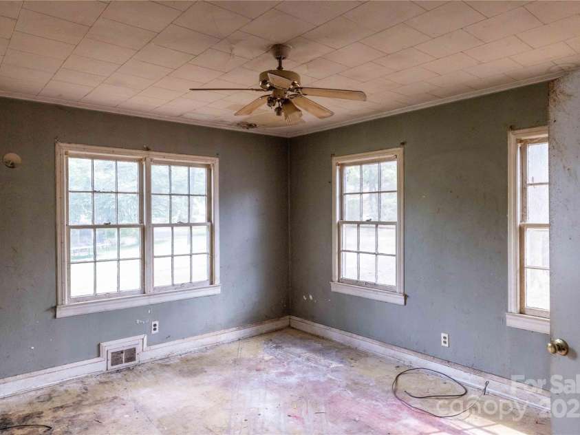 208 School Street, Mount Gilead, NC 27306.  MLS# CAR4258206, YatesRealty ID 12966. 