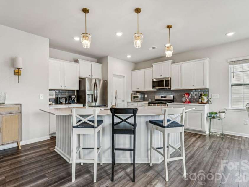 221 Shadowbrook Way, Camden, SC 29020.  MLS# CAR4353175, YatesRealty ID 12966. 