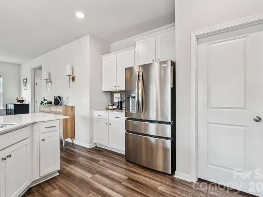 221 Shadowbrook Way, Camden, SC 29020.  MLS# CAR4353175, YatesRealty ID 12966. 
