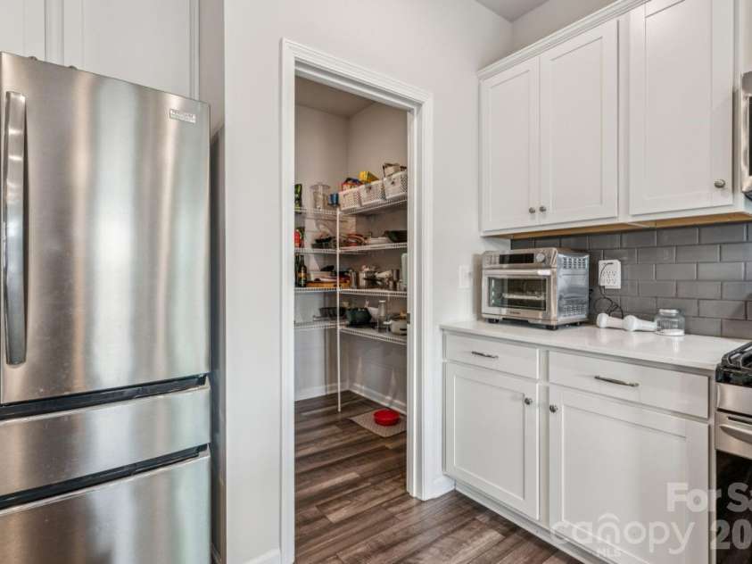 221 Shadowbrook Way, Camden, SC 29020.  MLS# CAR4353175, YatesRealty ID 12966. 