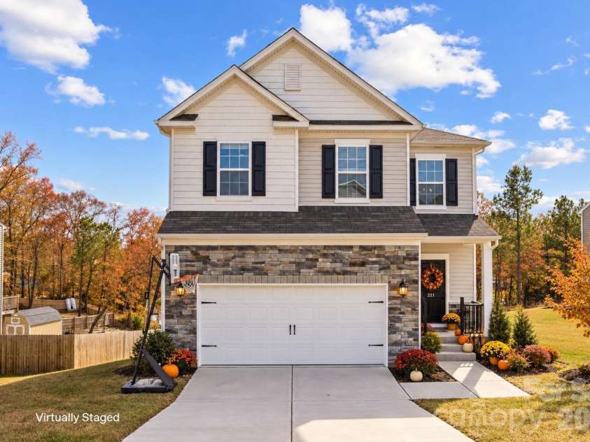 221 Shadowbrook Way, Camden, SC 29020.  MLS# CAR4353175, YatesRealty ID 12966. 