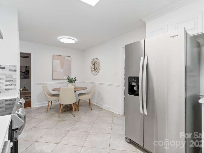 232 Scottridge Drive, Charlotte, NC 28217.  MLS# CAR4256925, YatesRealty ID 12967. 