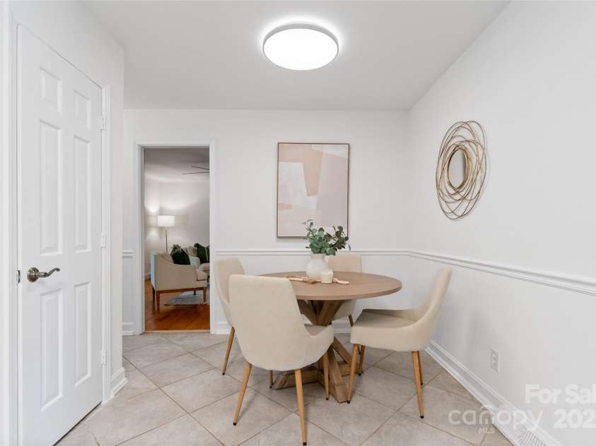 232 Scottridge Drive, Charlotte, NC 28217.  MLS# CAR4256925, YatesRealty ID 12967. 