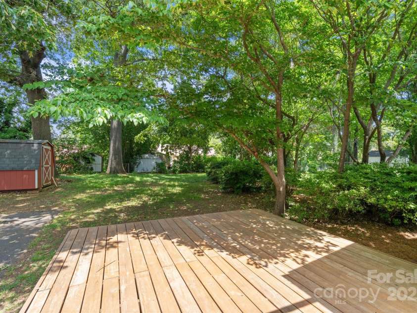 232 Scottridge Drive, Charlotte, NC 28217.  MLS# CAR4256925, YatesRealty ID 12967. 