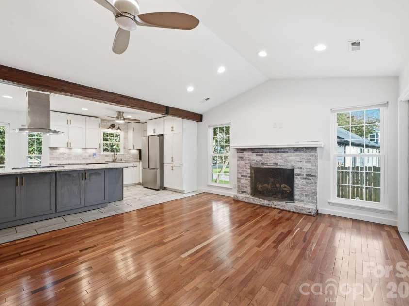 2717 Olde Whitehall Road, Charlotte, NC 28273.  MLS# CAR4354510, YatesRealty ID 12967. 