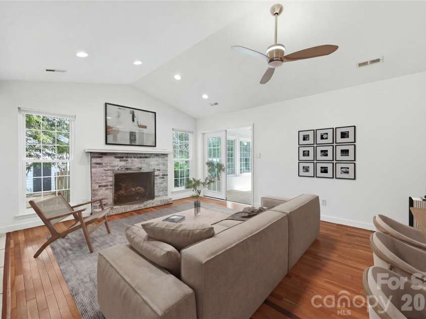 2717 Olde Whitehall Road, Charlotte, NC 28273.  MLS# CAR4354510, YatesRealty ID 12967. VIRTUALLY STAGED