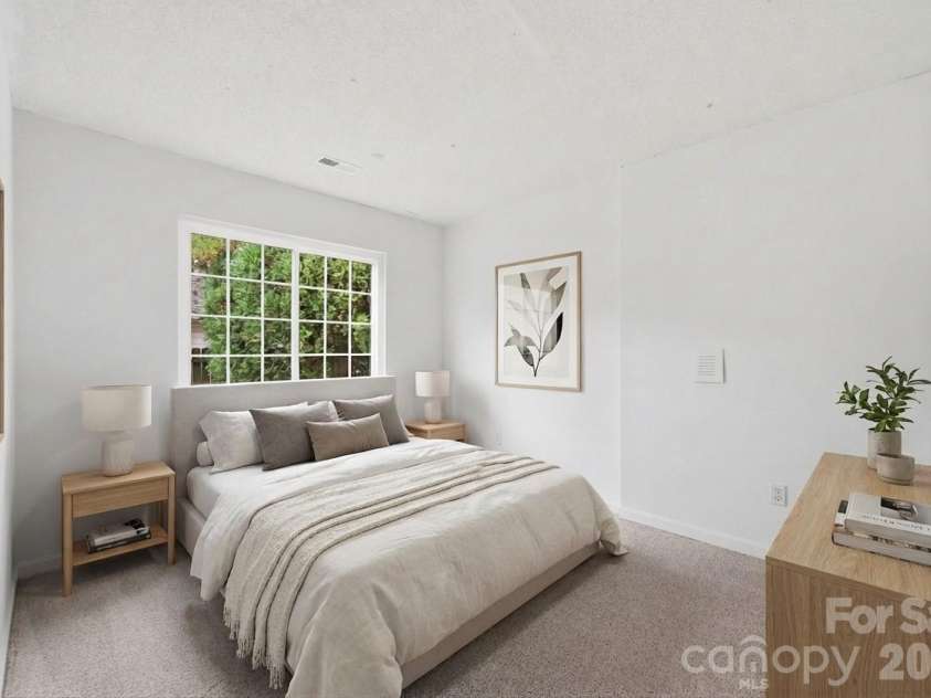 2717 Olde Whitehall Road, Charlotte, NC 28273.  MLS# CAR4354510, YatesRealty ID 12967. VIRTUALLY STAGED