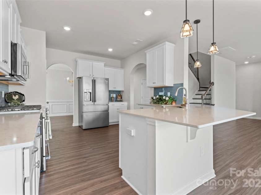 127 Doncaster Drive, Mooresville, NC 28115.  MLS# CAR4216362, YatesRealty ID 12968. 