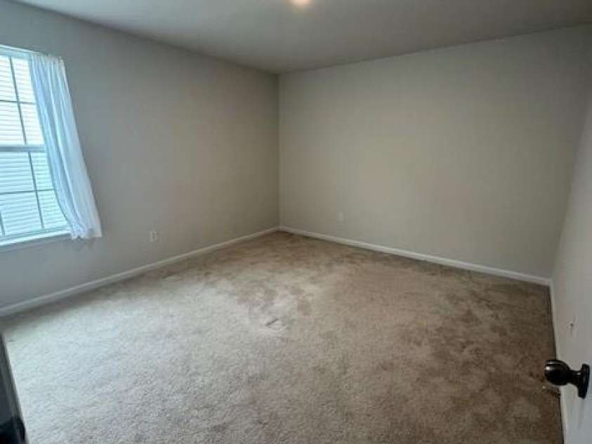 127 Doncaster Drive, Mooresville, NC 28115.  MLS# CAR4216362, YatesRealty ID 12968. Guest suite on upper level