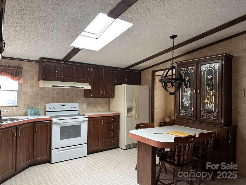 459 Towell Street, Mooresville, NC 28115.  MLS# CAR4222766, YatesRealty ID 1297. 