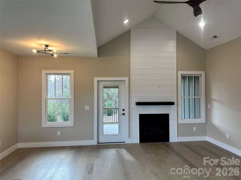 30 Olde Oak Court, Hendersonville, NC 28792.  MLS# CAR4291704, YatesRealty ID 12973. 
