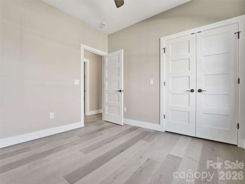 30 Olde Oak Court, Hendersonville, NC 28792.  MLS# CAR4291704, YatesRealty ID 12973. 