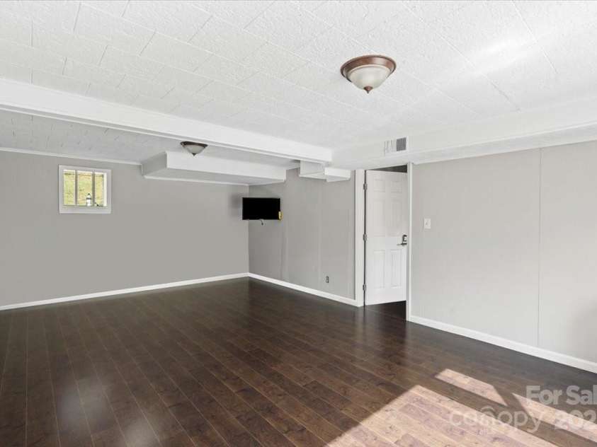 326 Whispering Pines Drive, Charlotte, NC 28217.  MLS# CAR4234416, YatesRealty ID 12973. 