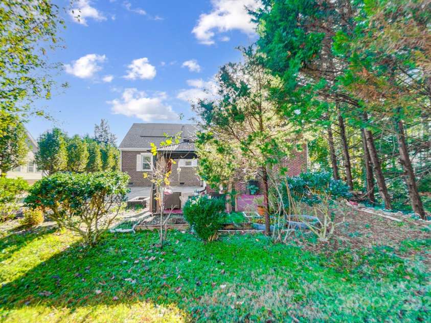 3703 Margaret Wallace Road, Matthews, NC 28105.  MLS# CAR4201589, YatesRealty ID 12974. 