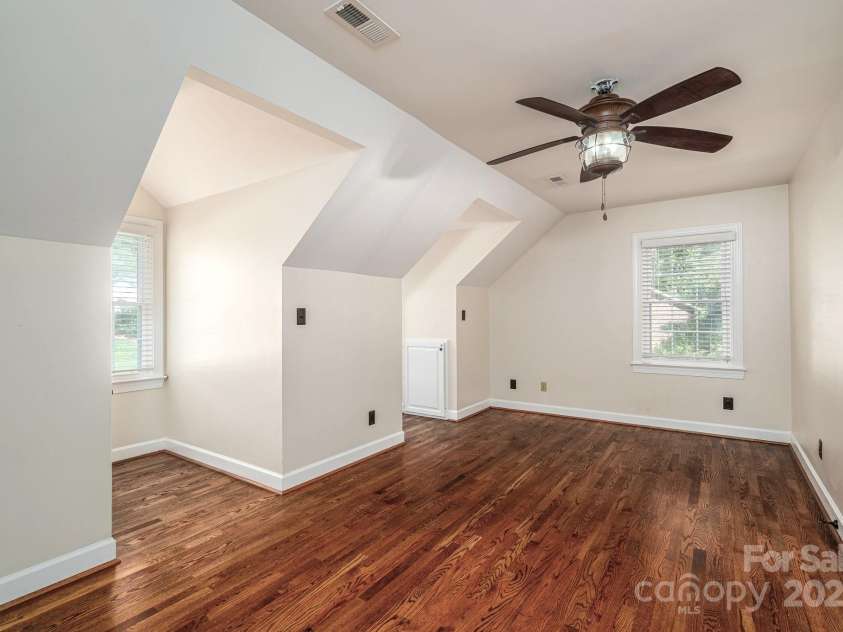 3232 Su San Farms Road, Gastonia, NC 28056.  MLS# CAR4302414, YatesRealty ID 12975. 